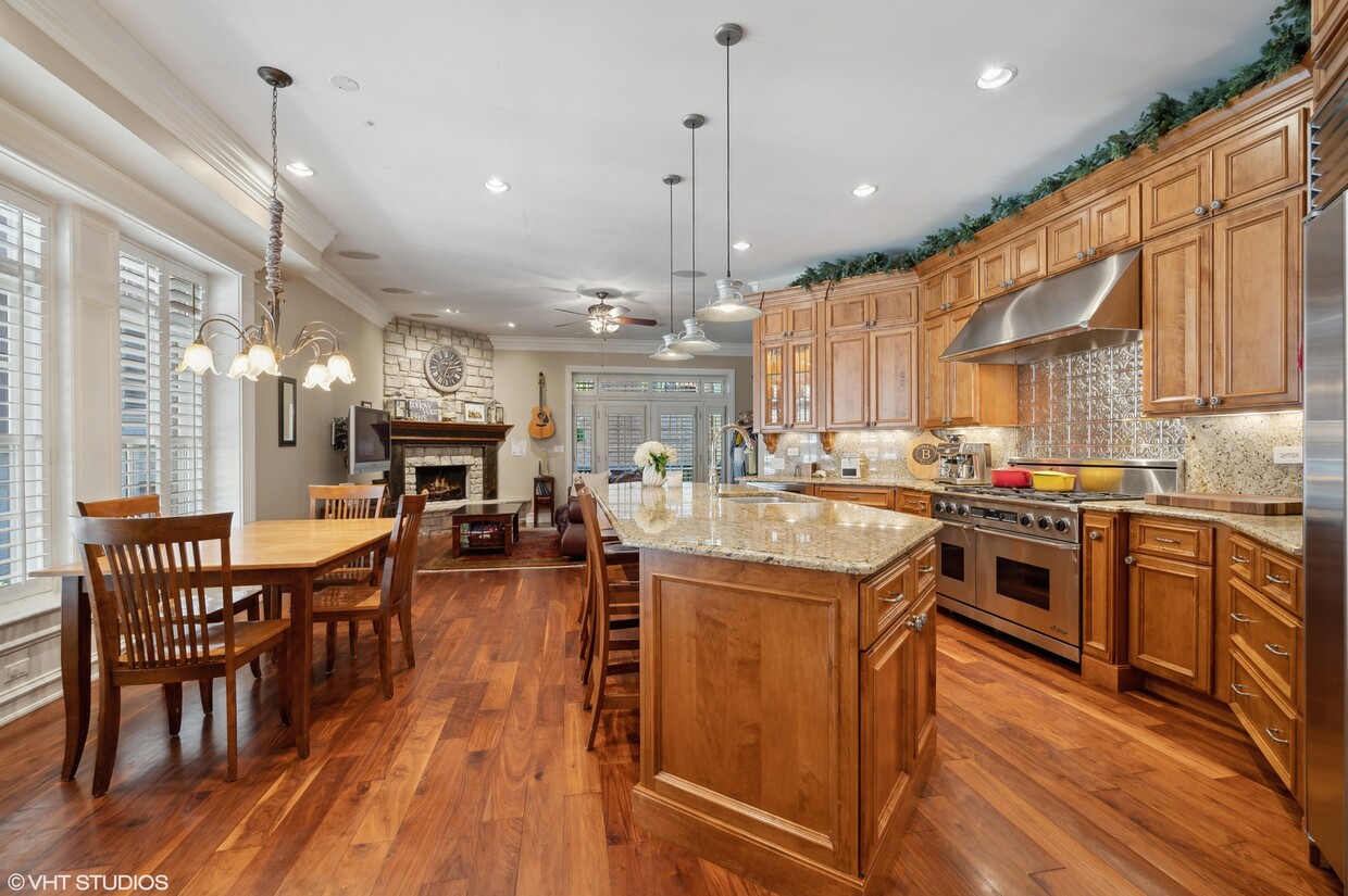 Foto principal - 829 W Oakdale Ave