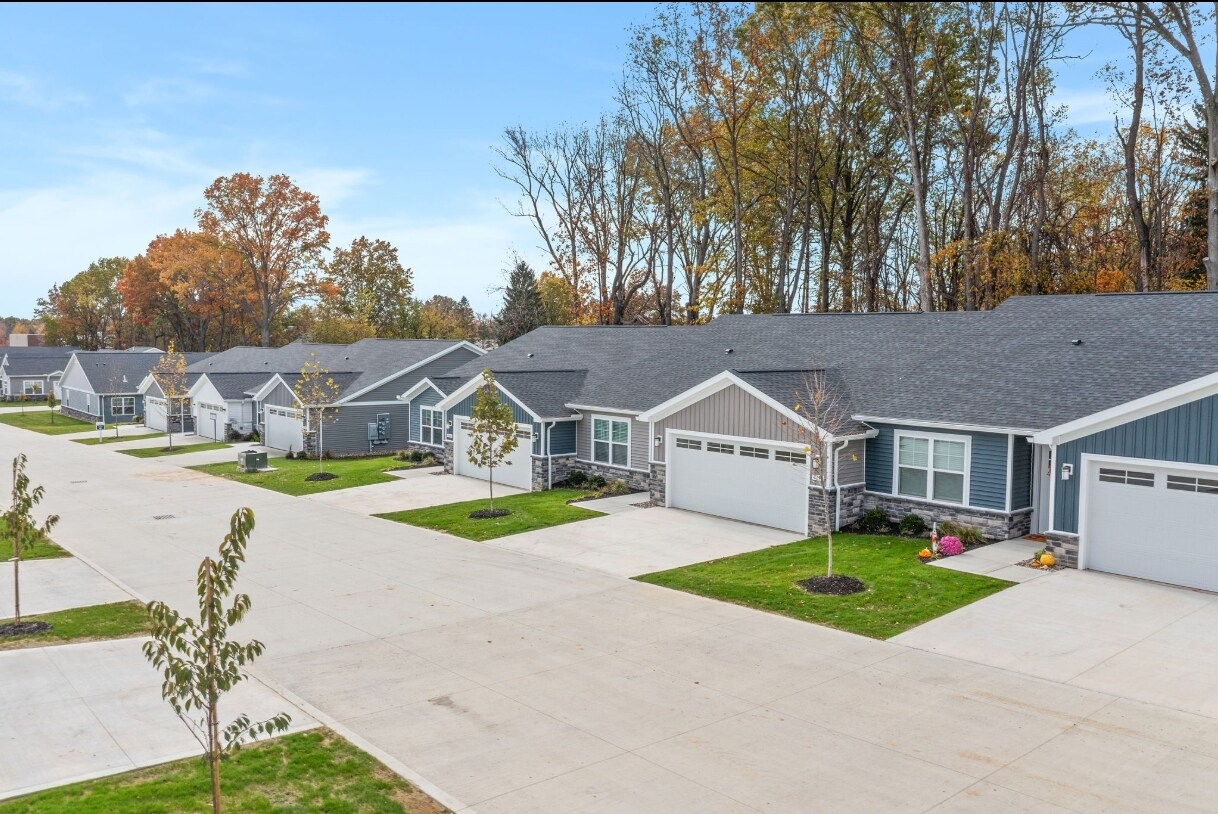 The Villas at Wyles Farms – photo 1