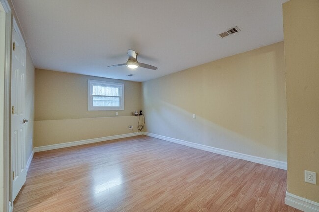 Foto del edificio - Cute 3 Bedroom 2 Bathroom Home