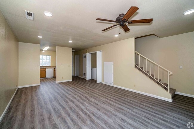 Foto del interior - Foothill Manor Townhomes