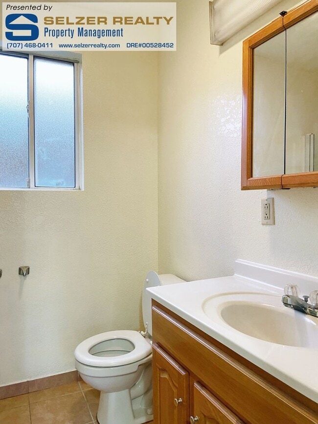 Foto del edificio - 6149 N State St
