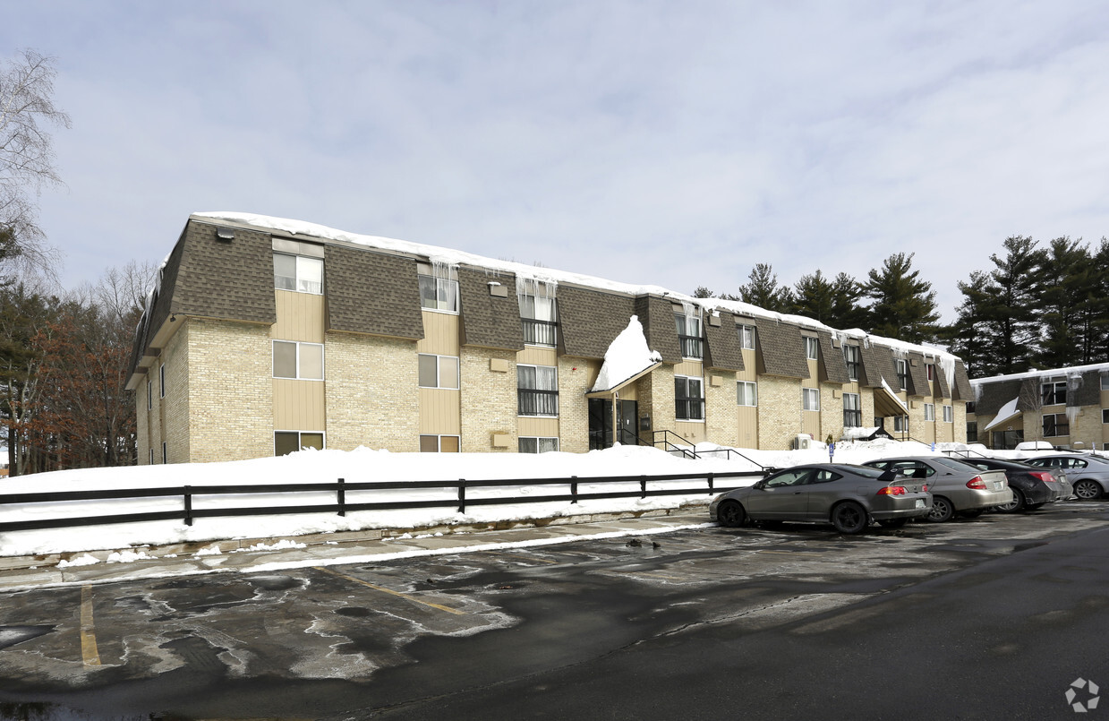 Foto principal - Amherst Park Apartments