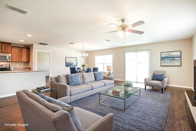 Building Photo - 3800 Falcon Crest Dr