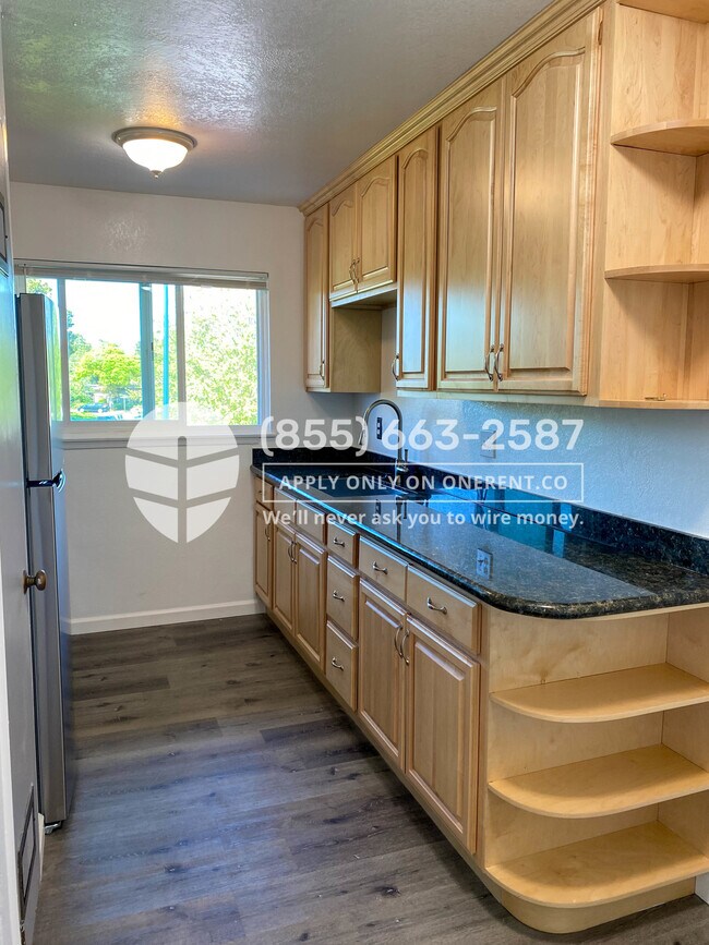 Foto del edificio - 751 San Jule Ct