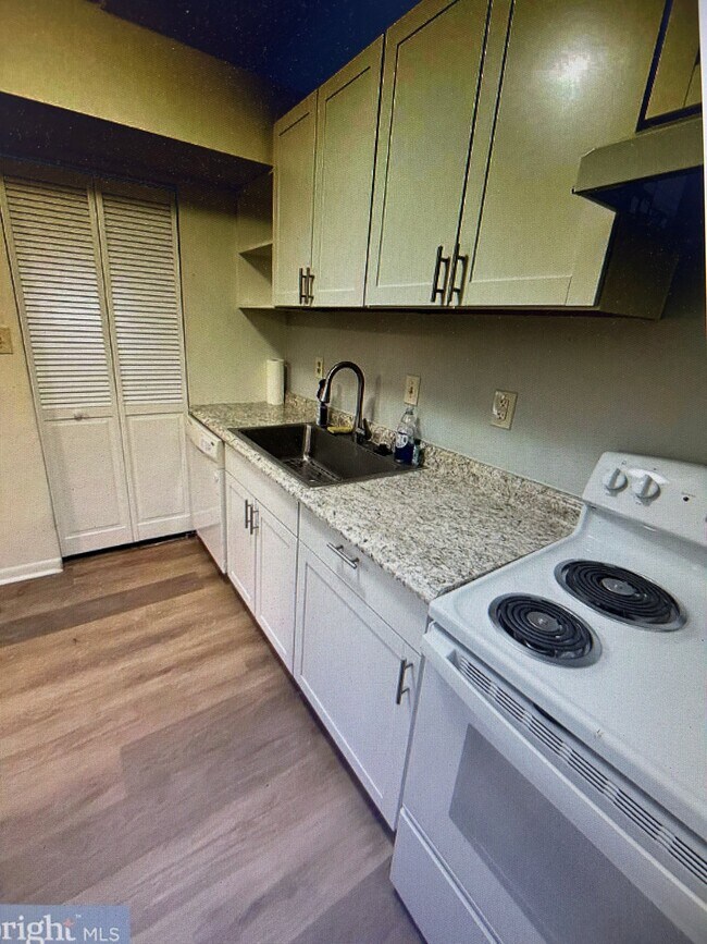 Foto del edificio - 4 Dover Hall