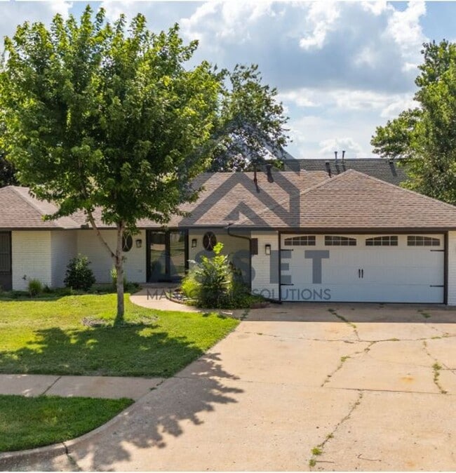 Building Photo - 801 Cogswell Cir