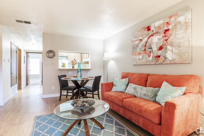 Interior Photo - Candlelight Square