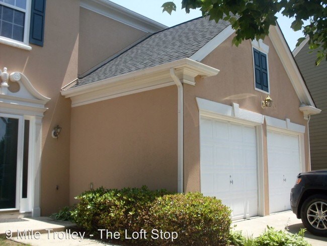 Foto del edificio - 3438 Chastain Glen Ln NE