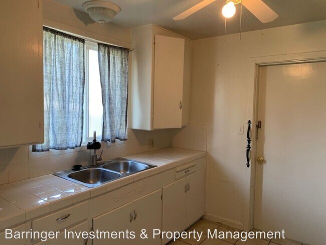 Building Photo - 2 br, 1 bath House - 2325 Raymond Ave