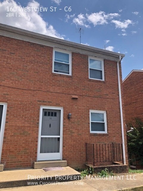 Building Photo - 160 Westview St