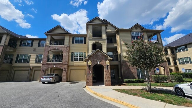 Building Photo - 7800 Point Meadows Dr