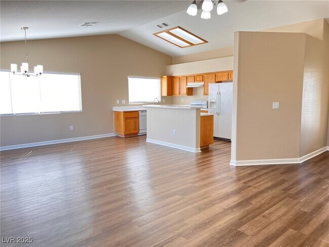 Foto del edificio - 5320 Daywood St