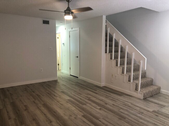Building Photo - 5500 Ocean Shore Blvd