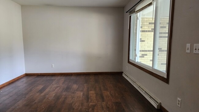 Building Photo - 2419 Adler Cir