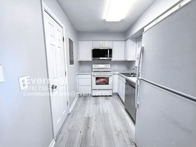 Foto del edificio - 3149 Buford Hwy