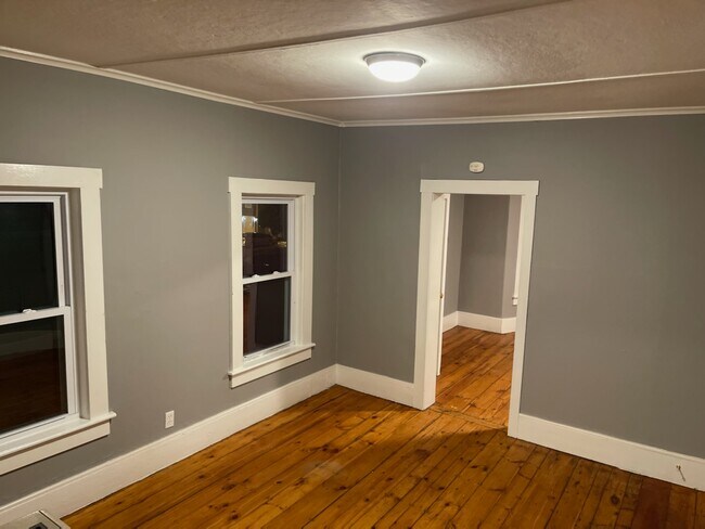 Foto del edificio - 132 N Washington St