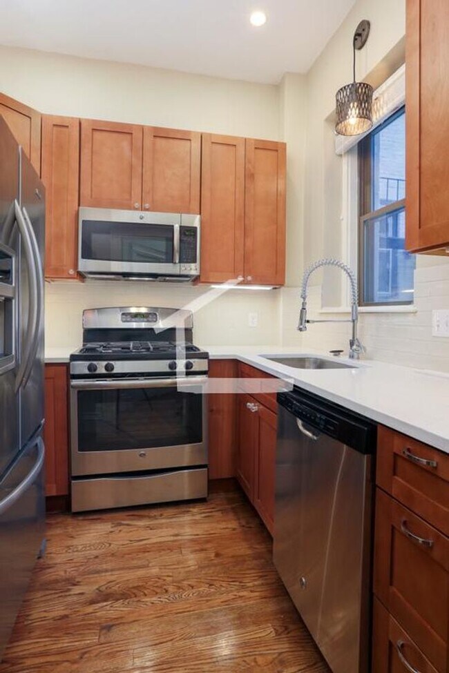 Foto del edificio - Nice 2 bed near Berklee