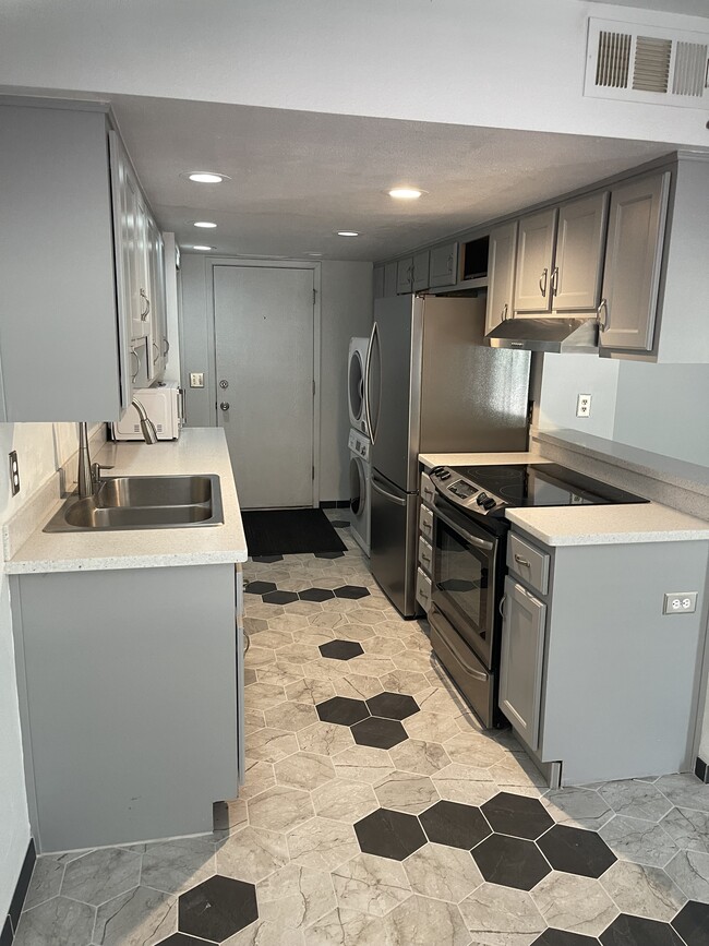 Foto del edificio - 8445 S 48th St