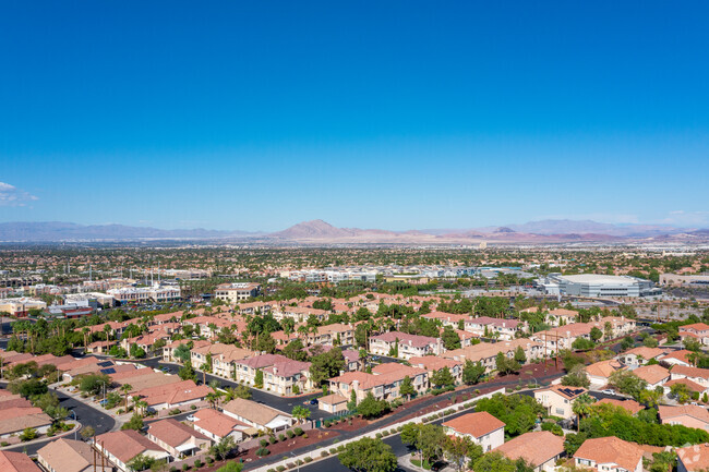 Building Photo - Bella Vista Condominiums