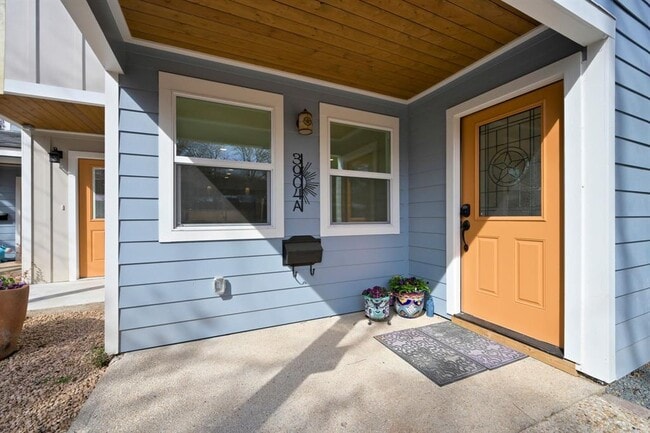 Foto del edificio - 3904 Tonkawa Trail