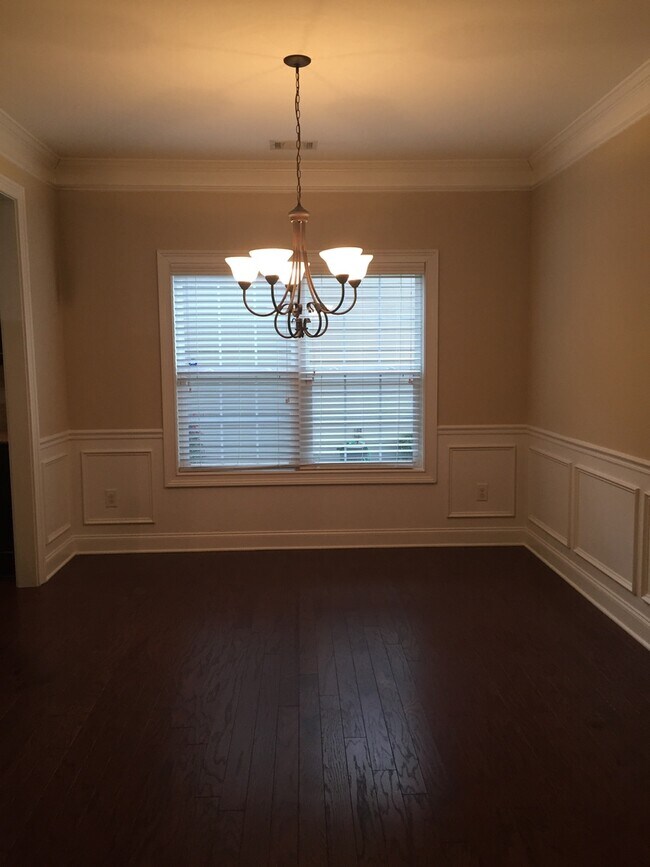 Foto del edificio - Great Location!