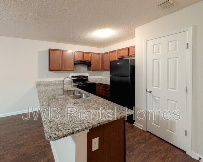 Building Photo - 7147 Timmerman Ln