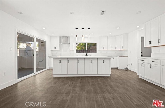 Foto del edificio - 6257 Lindley Ave