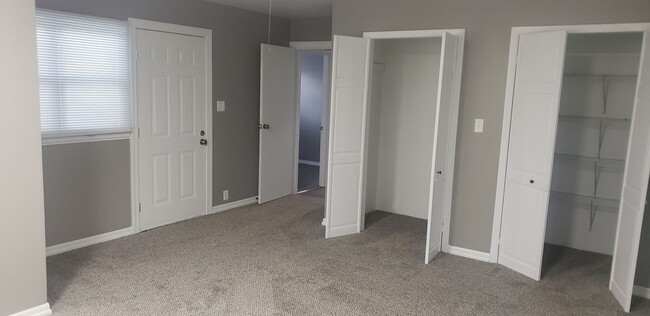 Building Photo - Completely updated 3 bedroom 1.5 bath home
