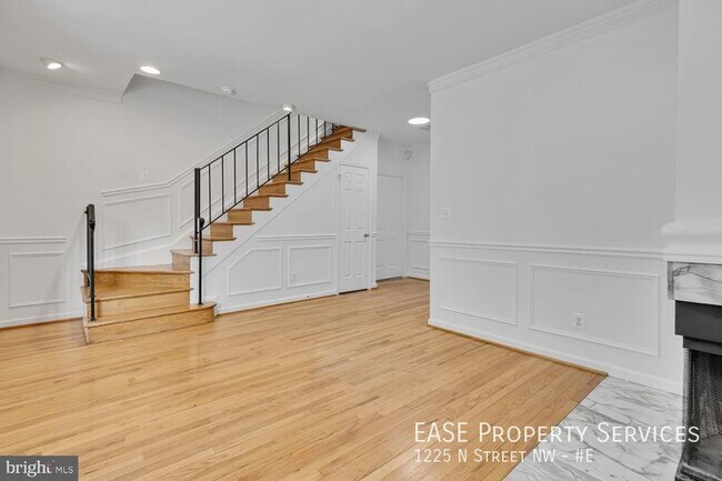 Building Photo - 1225 N St NW