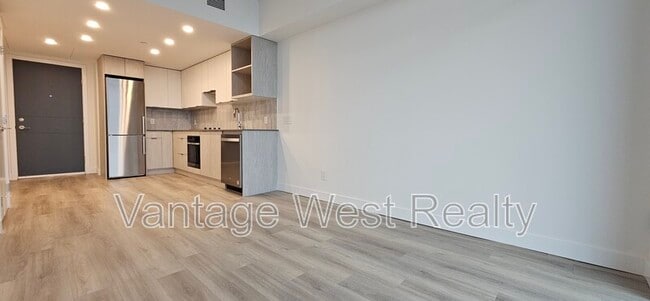Building Photo - 1488 Bertram St