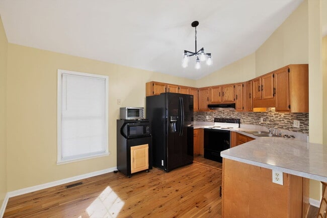 Foto del edificio - 15980 Crowfoot Ct