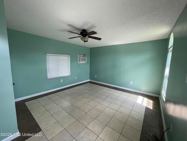 Foto del edificio - 1111 Old Brookhaven Rd