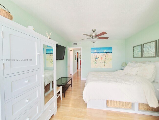 Foto del edificio - 531 N Ocean Blvd