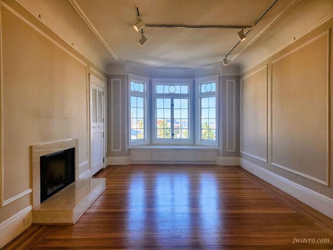 Photo - 2945 Pacific Ave Apartment