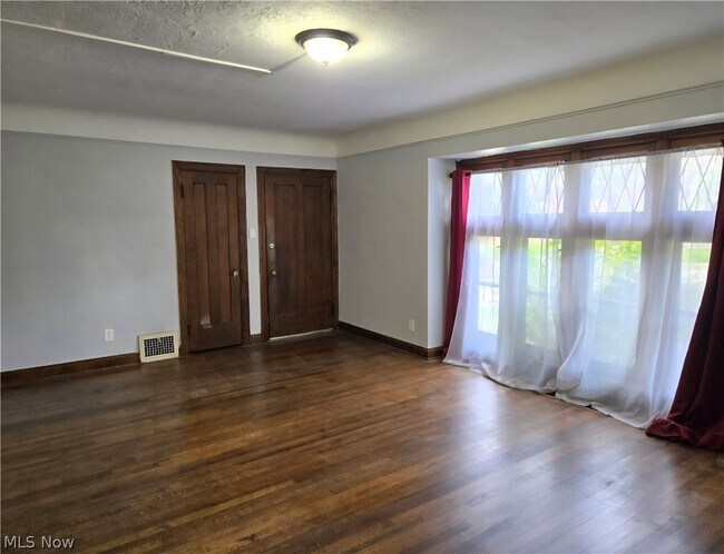 Foto del edificio - 3557 Lynnfield Rd