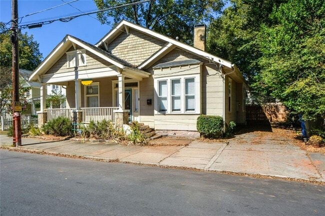 Building Photo - 404 Ormond St SE