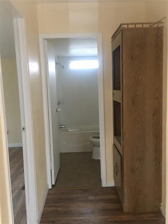 Building Photo - 6010 Wade Rd