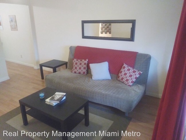 Building Photo - 1 br, 1 bath House - 2214 Roosevelt St.