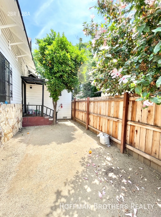 Foto del edificio - 1936 New England St