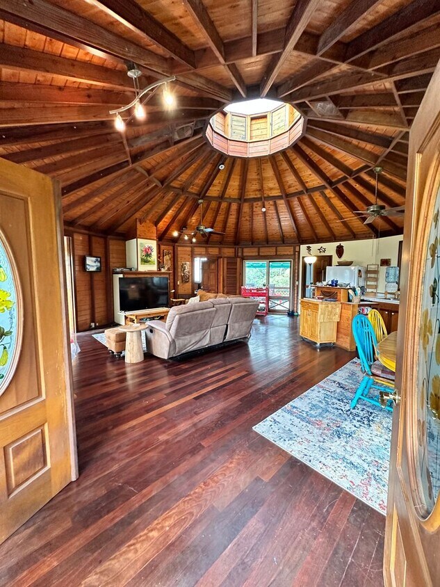 1515111511 Maia Ave, Keaau, HI 96749 House Rental in Keaau, HI