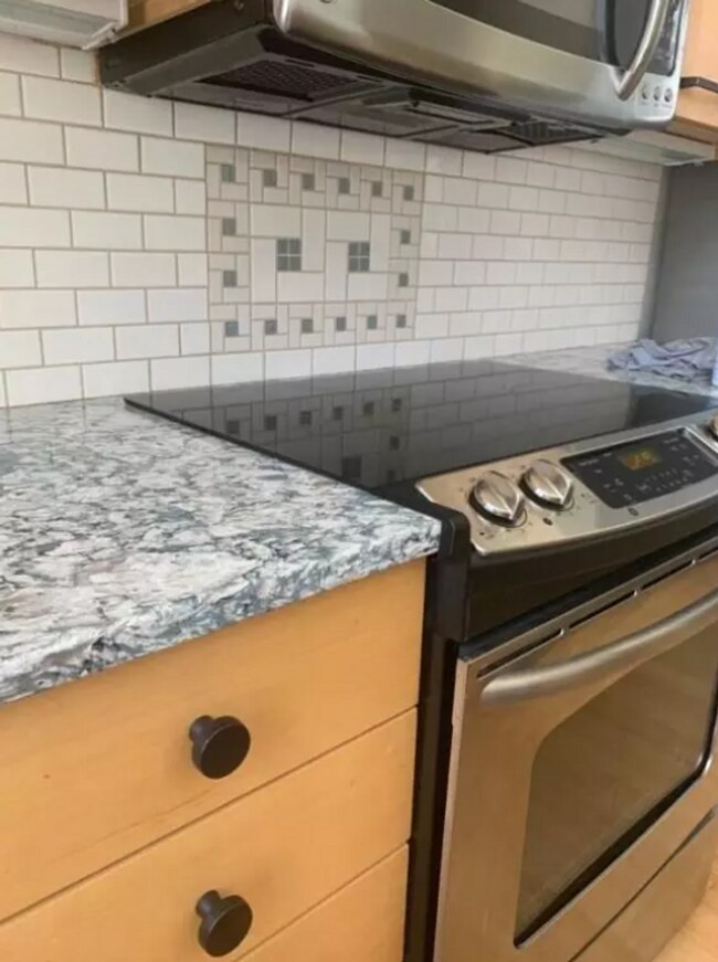 Foto del edificio - Downtown Unit With Gym and Garage Access!!