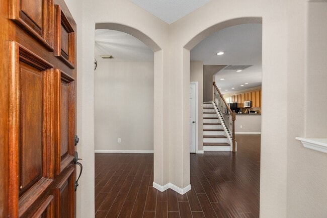 Foto del edificio - 17255 Mitchell Pass Ln