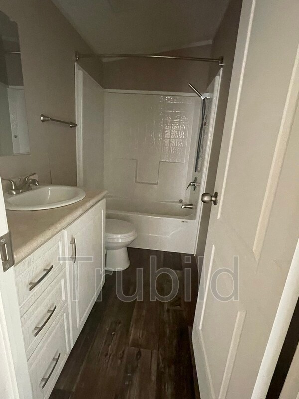 Foto del edificio - 94 Lone Pine Ln
