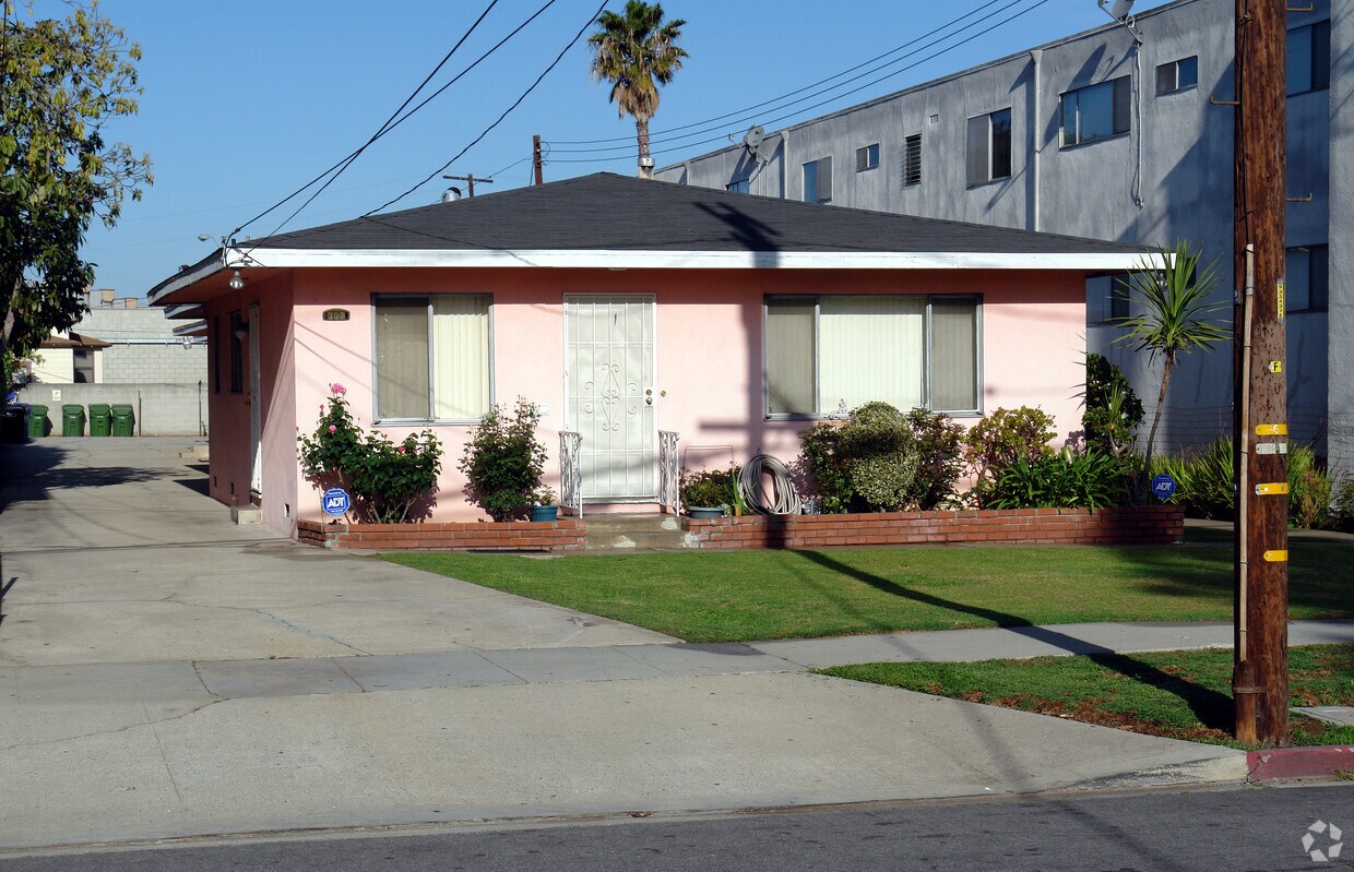 Foto principal - 307 N Hillcrest Blvd