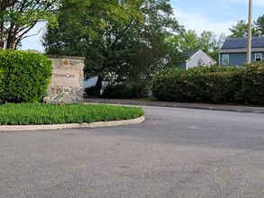 Building Photo - 1110 Carriage Ct