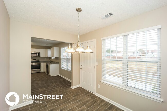 Foto del edificio - 1163 Millwood Dr