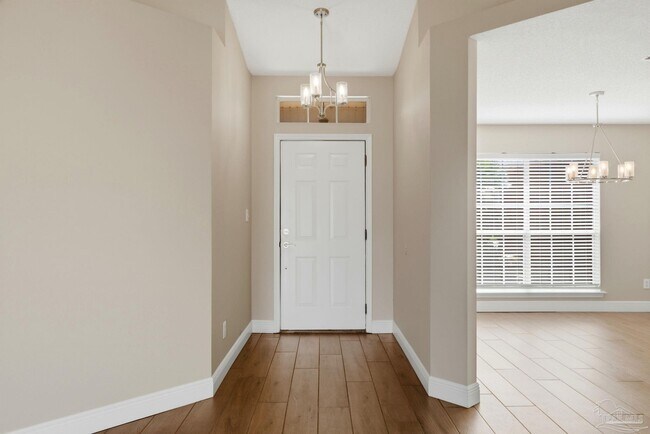 Foto del edificio - 520 Batten Blvd