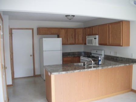 Building Photo - 927 Westland Dr