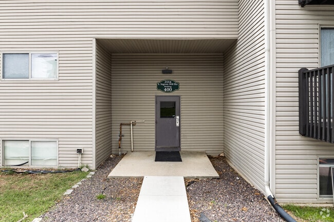 Building Photo - Quail Ridge East Apartments