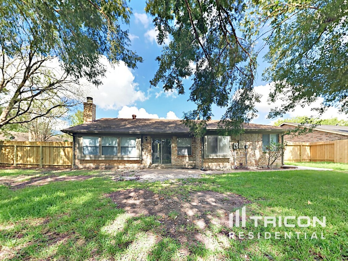 Foto principal - 9515 Denbridge Dr